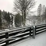 Nartura: Modern - Idyllisch - Stilvoll - Ruhig 公寓 *